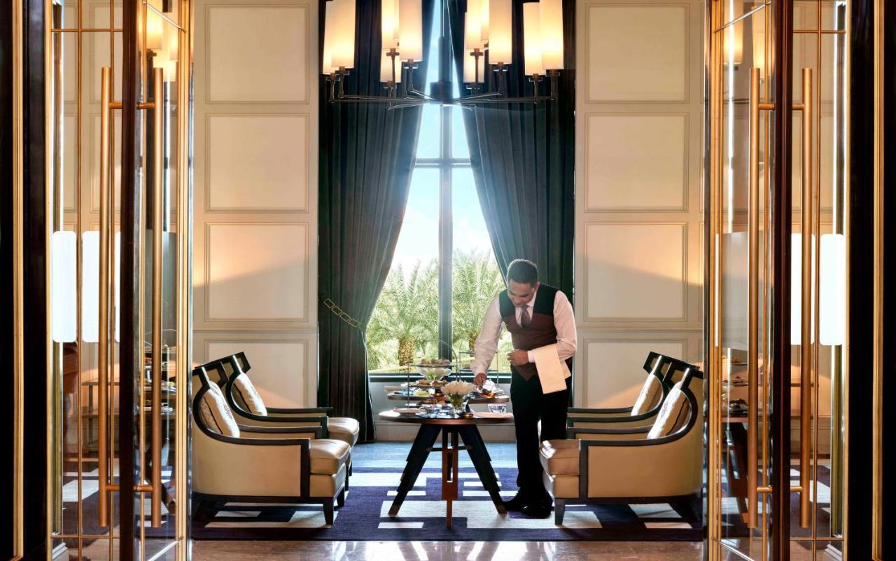 Fairmont Ер-Ріяд Екстер'єр фото The Concierge