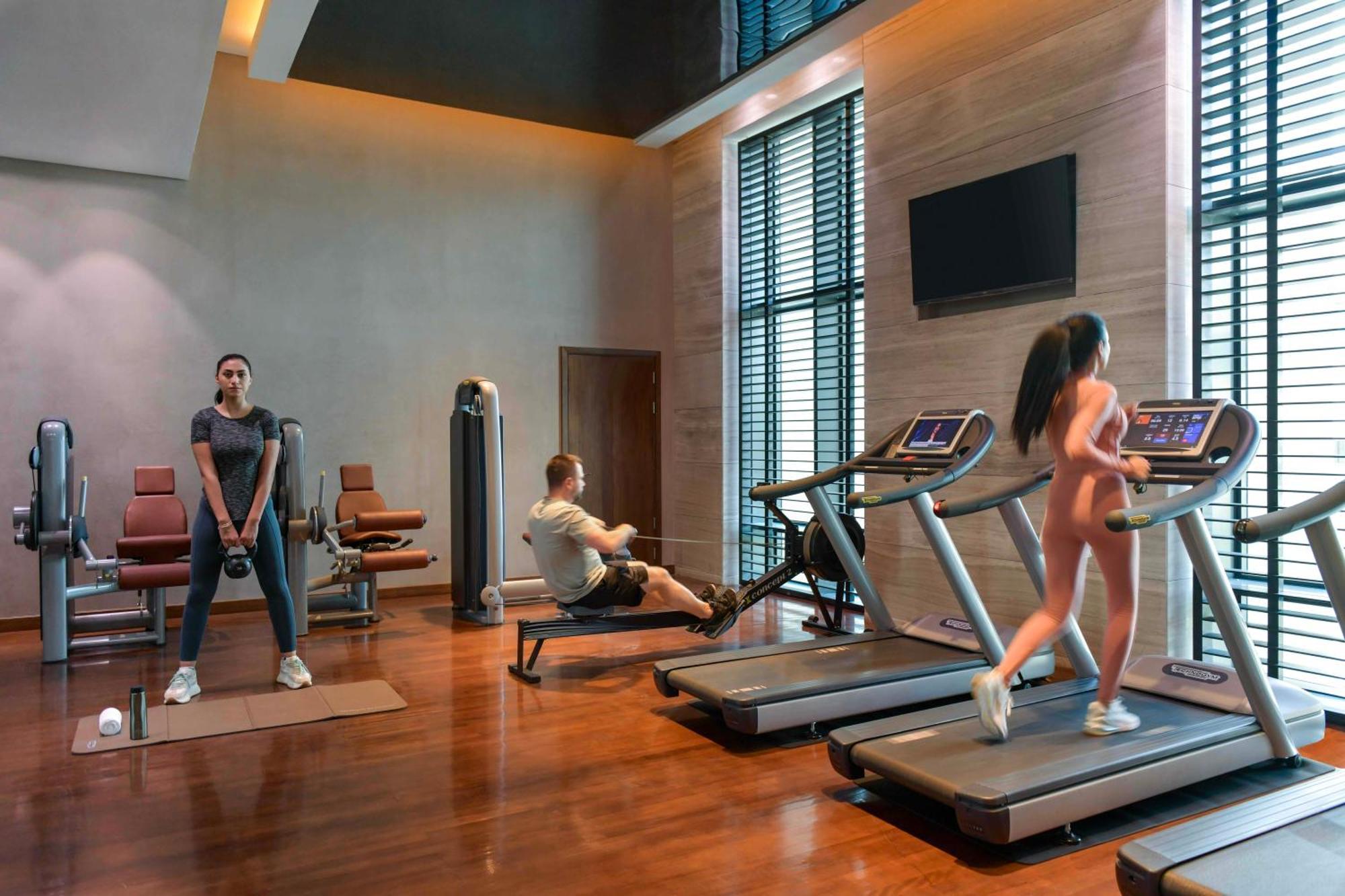 Fairmont Ер-Ріяд Екстер'єр фото The gym at the hotel